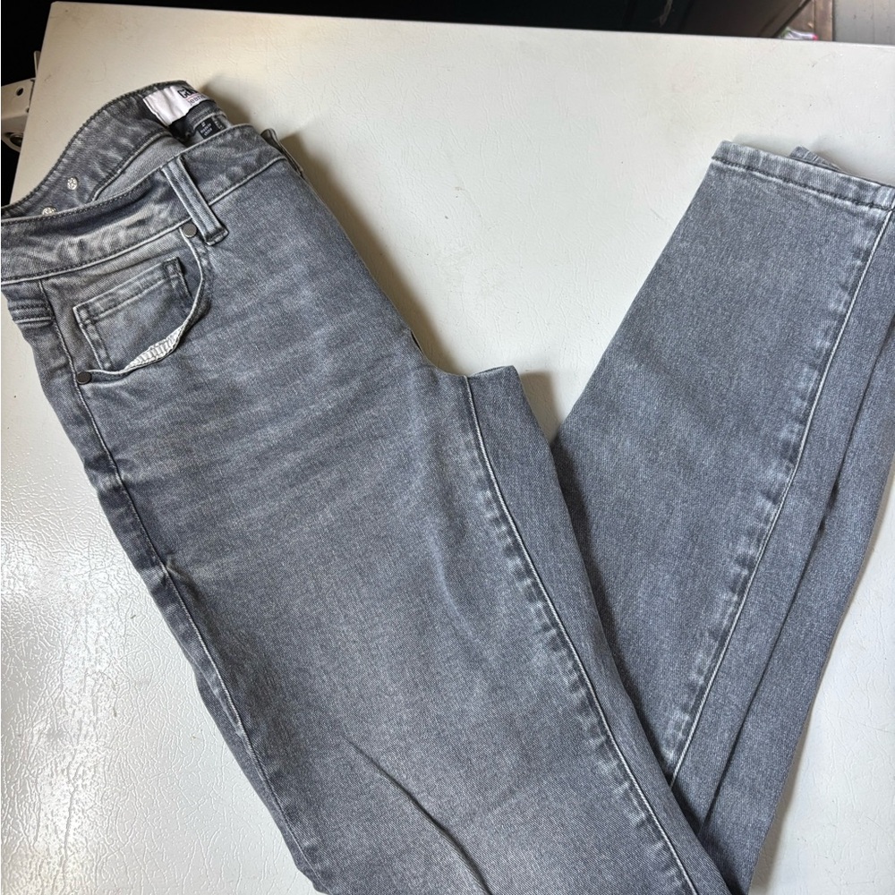 CAbi Gray Skinny Jeans for Women